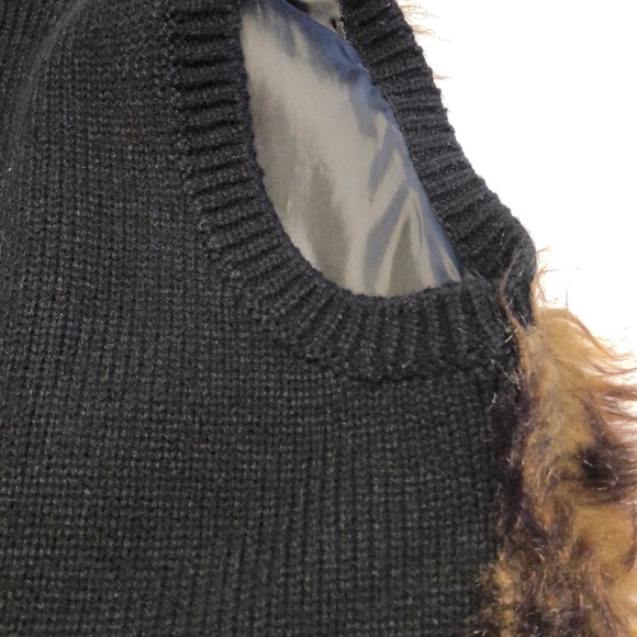 Faux fur and sweater vest, H & M, Size Small. - Picture 5 of 7